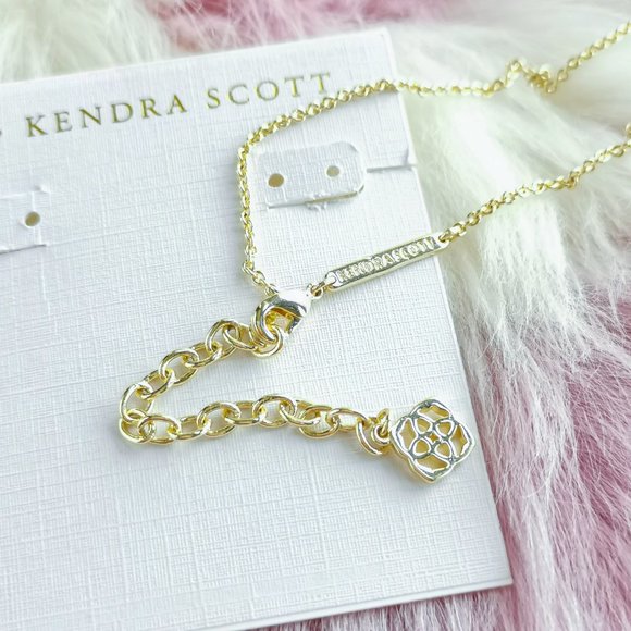 Gold Elisa Cobalt Cat's Eye Pendant Necklace - Picture 3 of 3